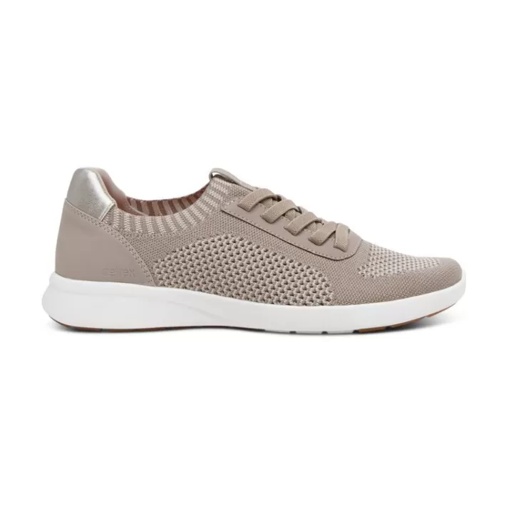 Store Aetrex Teagan Arch Support Sneakers